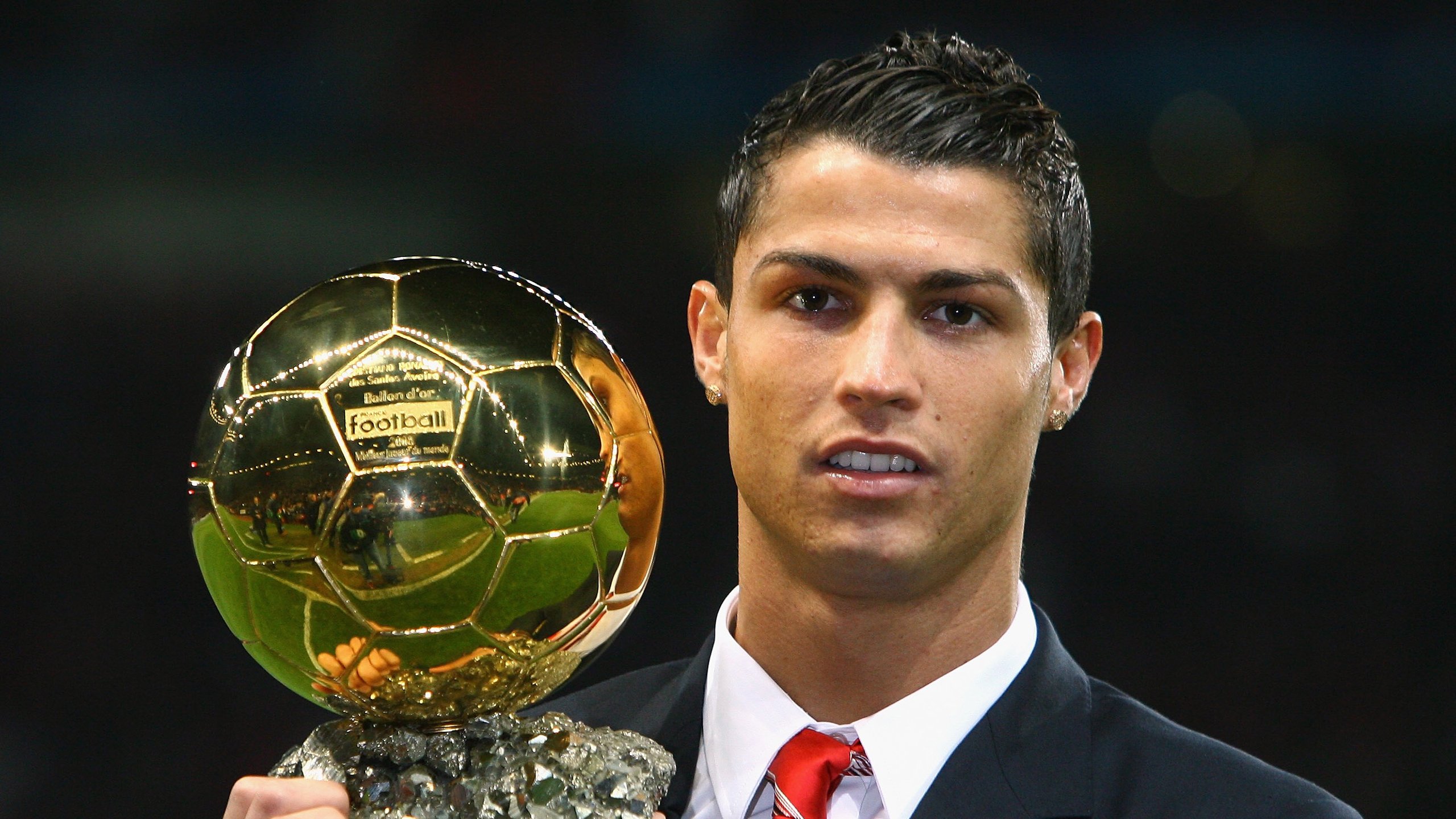 “青少年足球青训课程升级，融合新科技新理念”，青少年足球训练体系